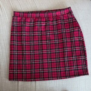Chic Red/Black Plaid Mini Skirt